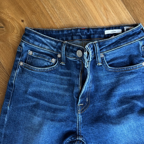 NOEND Kick Flare - Picture 2 of 4